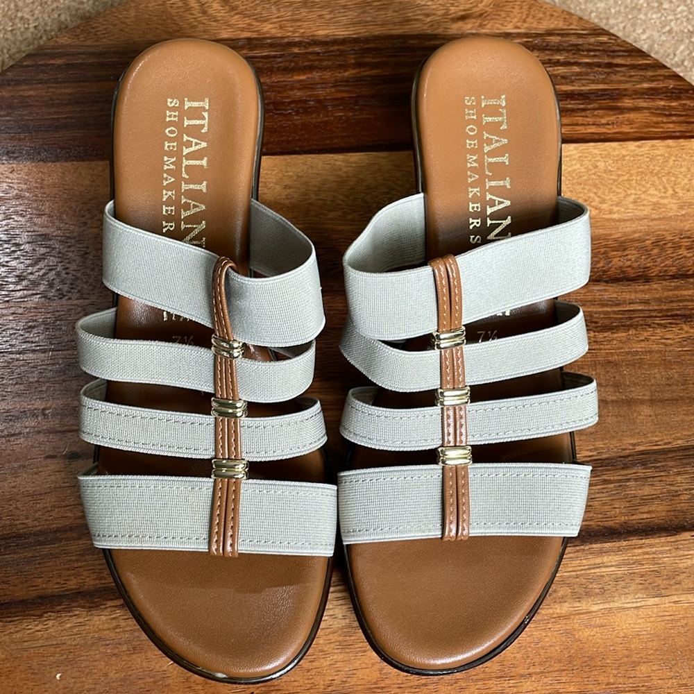 Italian Shoemakers Wedge Sandals - Picture 4 of 12